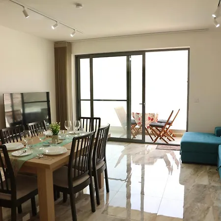 Gozo Coastal Escape Sea Views In *