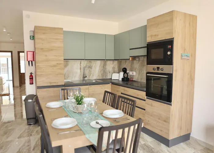 Stunning 3br With Sea Views In Gozo By 360 Estates *