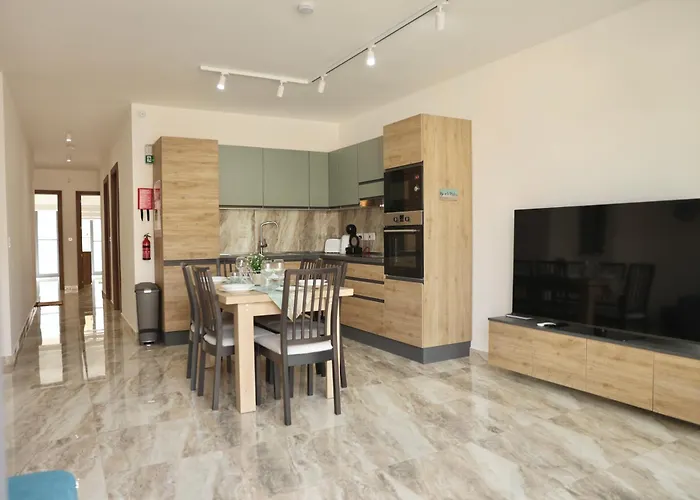 Stunning 3br With Sea Views In Gozo By 360 Estates Apartamento